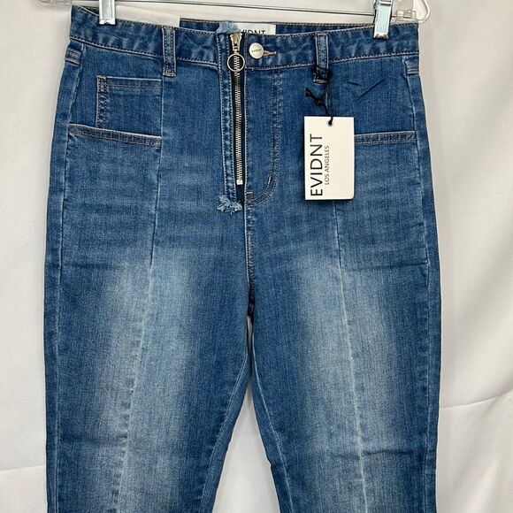 EVIDNT LA Tangier Step Hem Straight stretch Jeans with step hem NWT - Picture 5 of 15